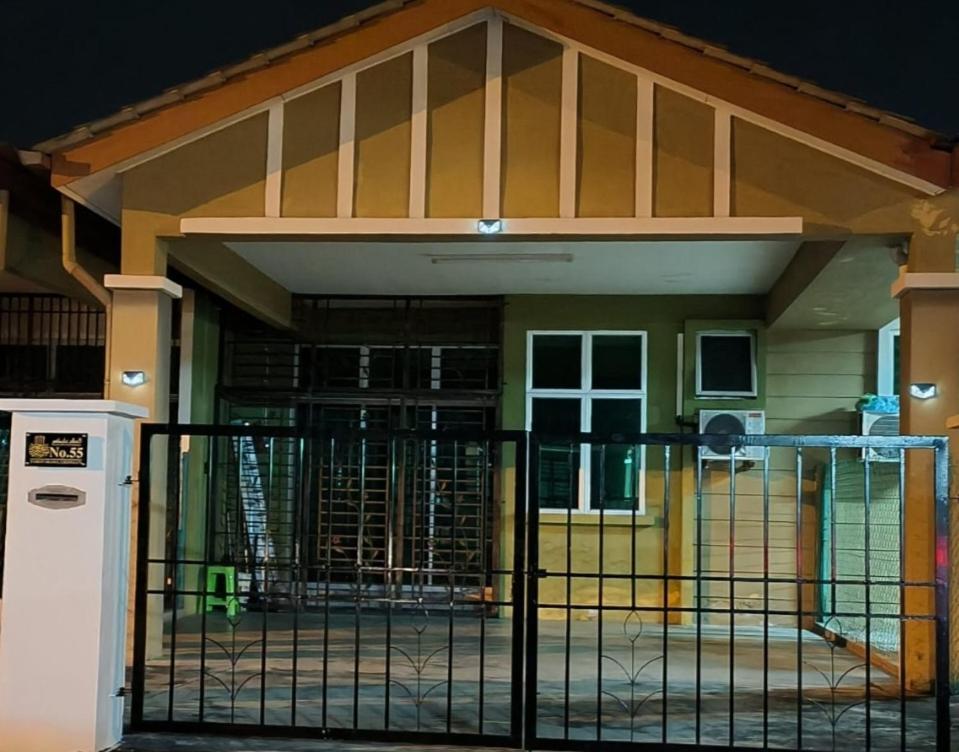 Irdina Homestay Formuslims - Canglun Luaran gambar